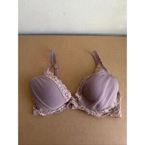 Natori Feathers Contour Plunge Bra size 32D